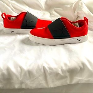 BOYS' PUMA EL REV |I SLIP ON CV
JR BOYS SNEAKERS